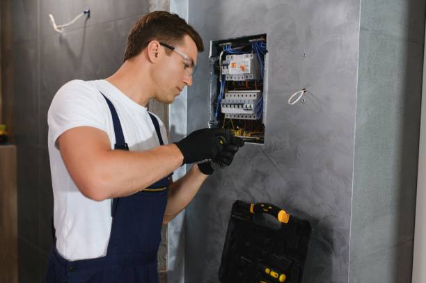 Best Licensed Electrician  in Sunriver, OR